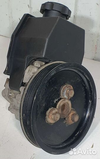 Насос гидроусилителя Mercedes Benz W202