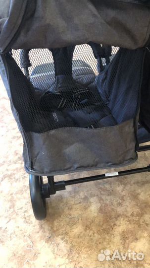 Коляска для двойни