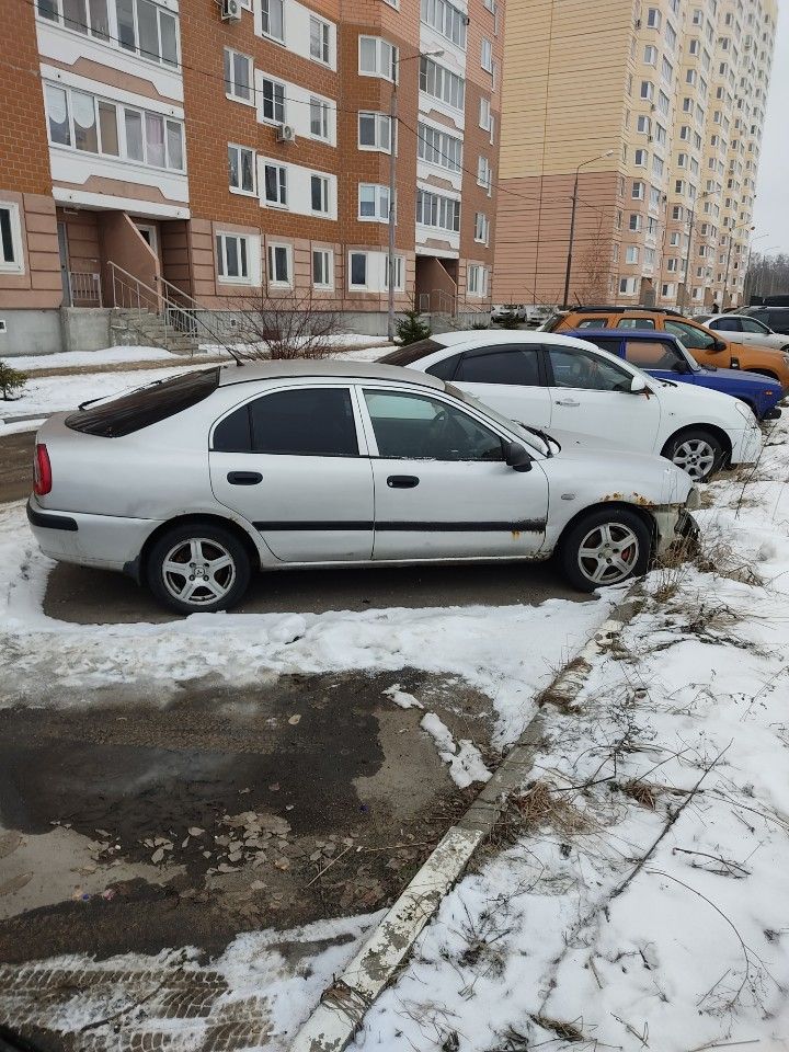 Mitsubishi Carisma: фото владельца