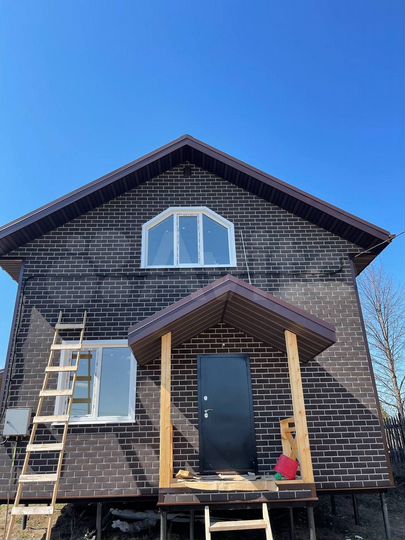 Дом 126 м² на участке 8 сот.