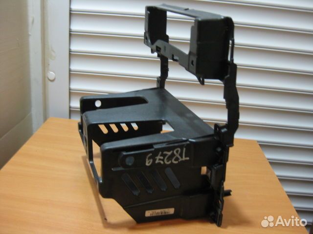 Рамка магнитолы Ford Mondeo 4 2007–2014