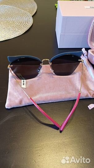 Солнцезащитные очки женские miu-miu