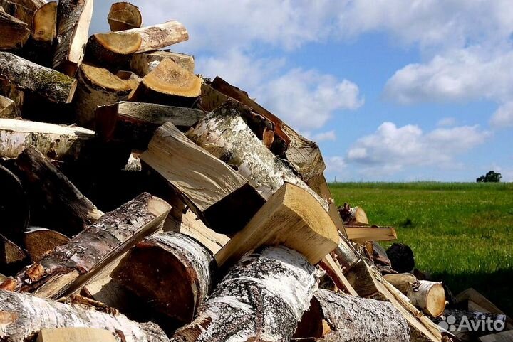 Наколотые дрова