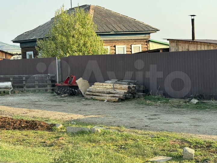 Дом 60 м² на участке 10 га