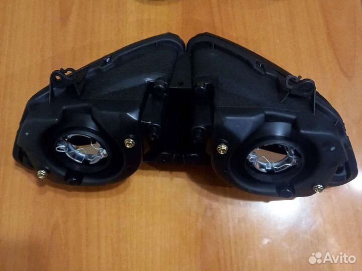 Фара Yamaha YZF R1 02-03