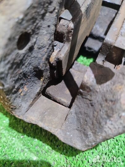 Передний суппорт Mercedes-Benz w201, w124