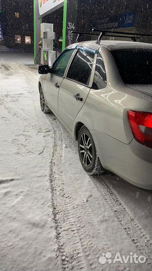 LADA Granta 1.6 МТ, 2013, 199 999 км