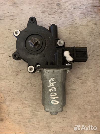 Моторчик стеклоподъемника левый Лансер 9