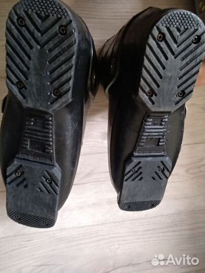 Горнолыжные ботинки детские