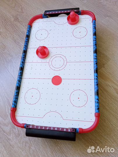 Настольный аэрохоккей