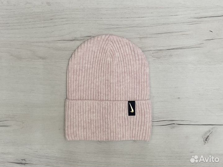 Шапка демисезонная женская nike