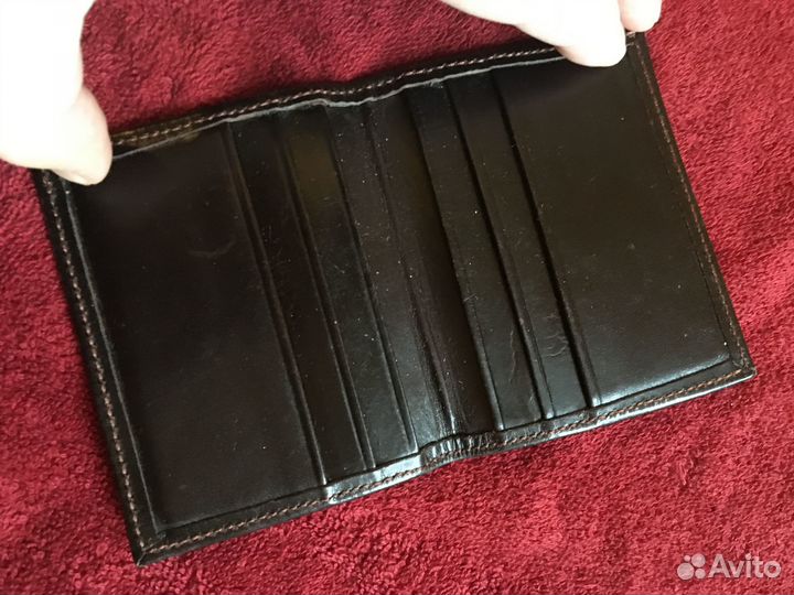 Кошелек для кредитных карт. Фирма Iguana