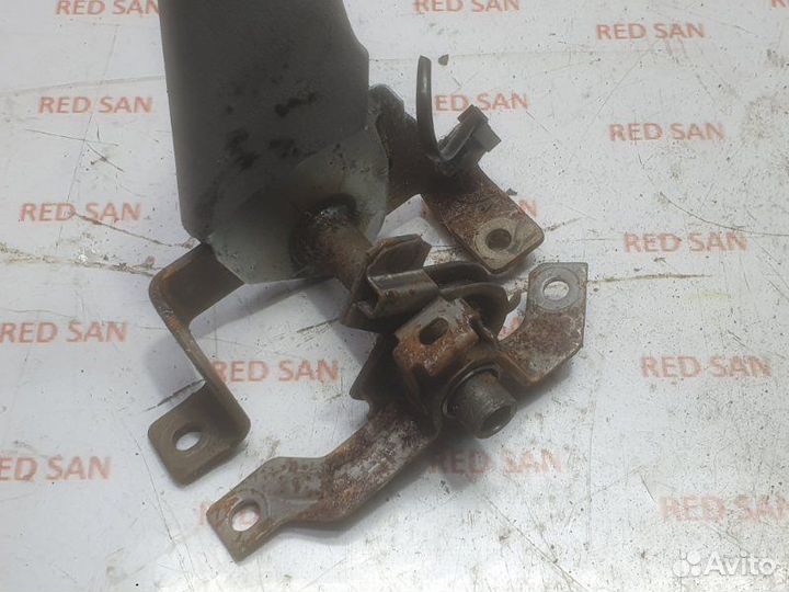 Ручка стояночного тормоза Mitsubishi Pajero Sport