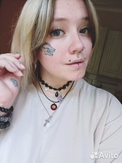 Администратор в тату студии