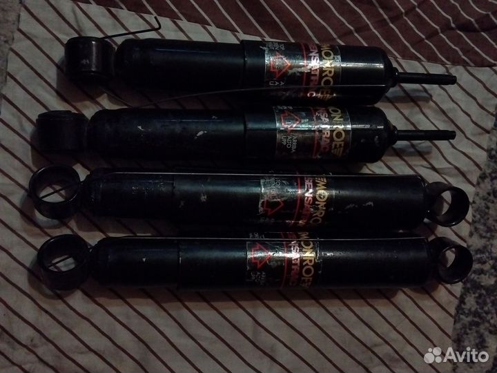 Monroe S1148,S1149 комплект