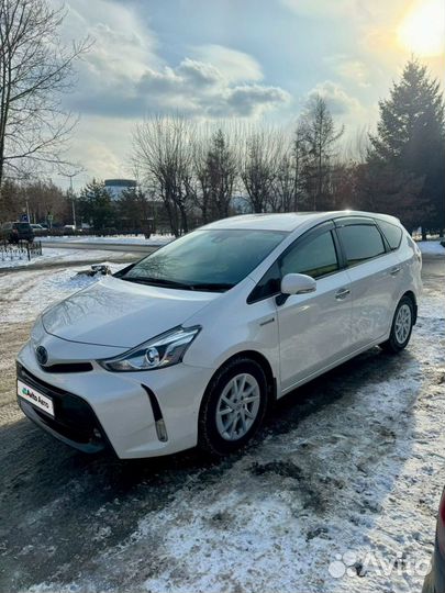 Toyota Prius Alpha 1.8 CVT, 2019, 110 628 км