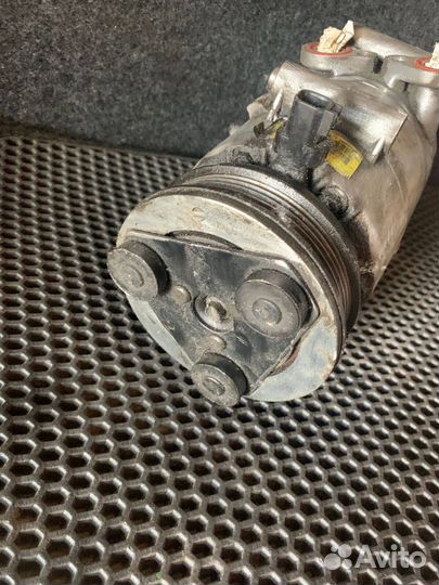 Компрессор кондиционера Ford Focus 2