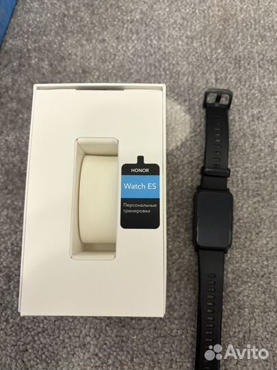 Часы Honor Watch ES, черные. В идеале