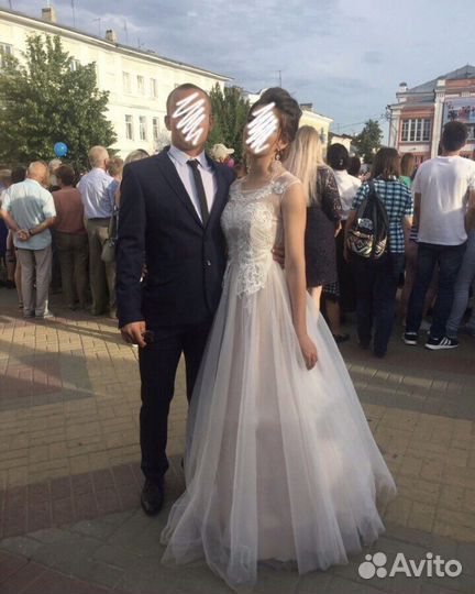Свадебное платье
