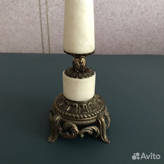 Антикварный подсвечник