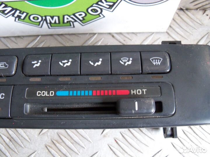 Блок управления отопителем Nissan Maxima A32