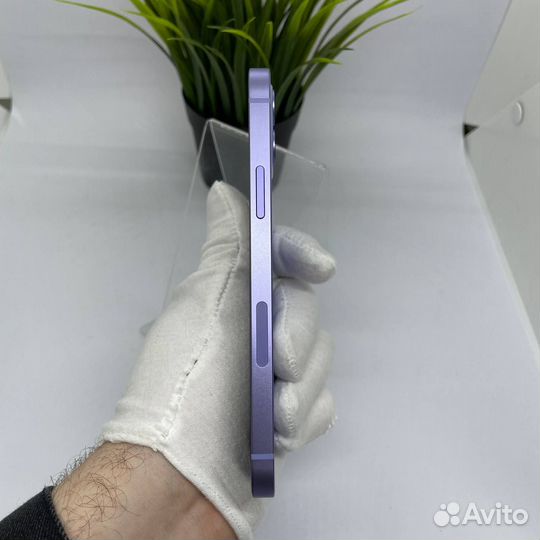 iPhone 12, 64 ГБ