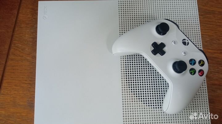 Xbox One S 500 gb