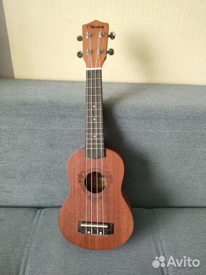 Укулеле, тюнер, чехол