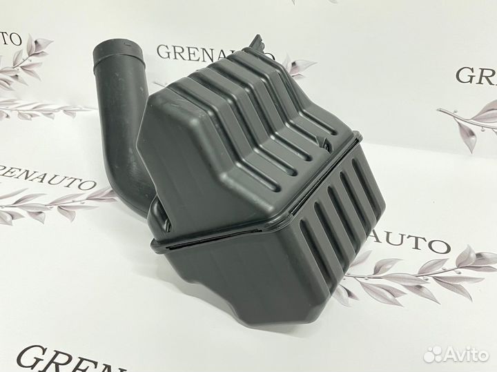 Резонатор воздушного фильтра Honda Civic 8 4D 06-1