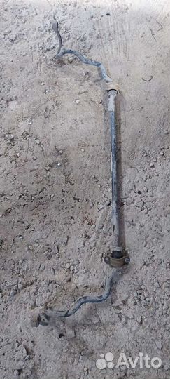 Стабилизатор задний на Volkswagen Touareg