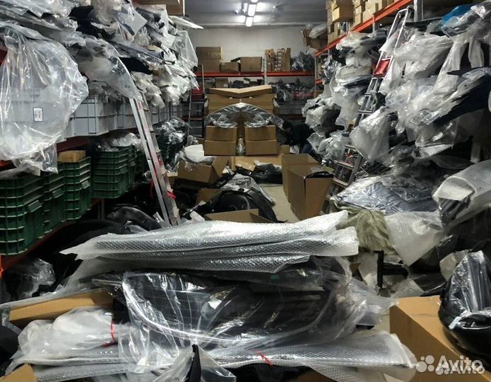 Отражатель задний левый Skoda Rapid 2