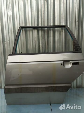 Дверь задняя левая Volkswagen Passat B3