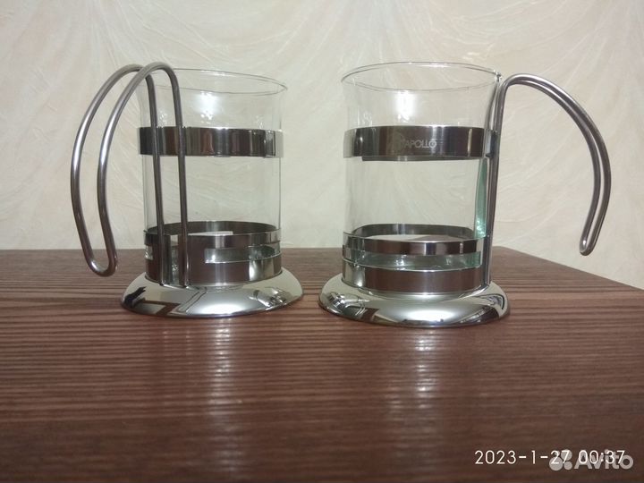 Стаканы с подстаканниками