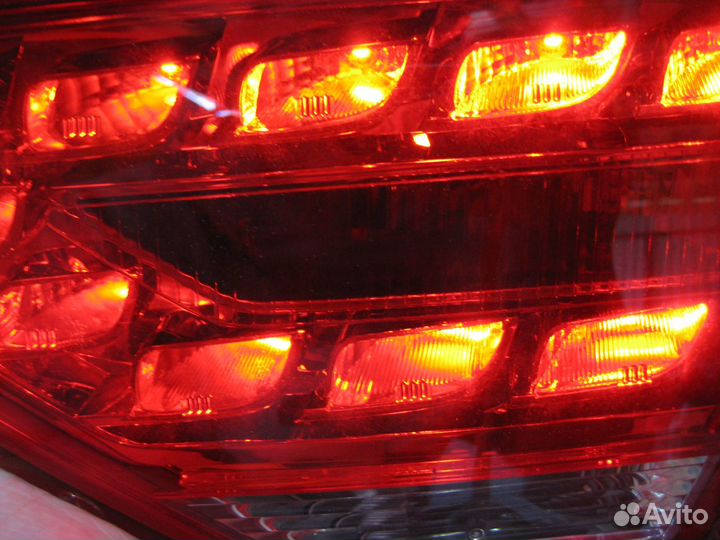 Фонарь задний внутренний правый Audi A5