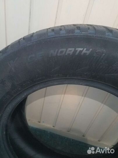 Michelin X-Ice North 3 215/65 R16