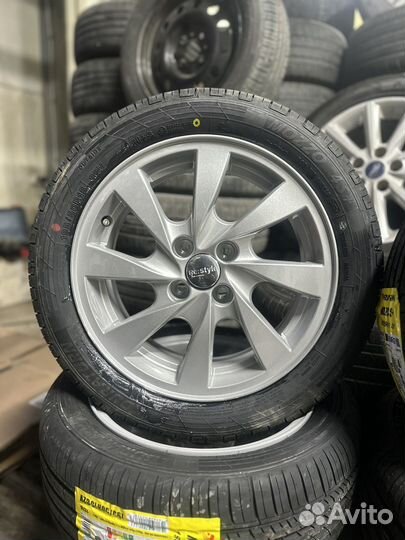 Duraturn Mozzo 4S 195/50 R15