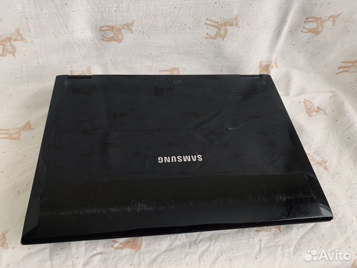 Ноутбук Samsung Q70