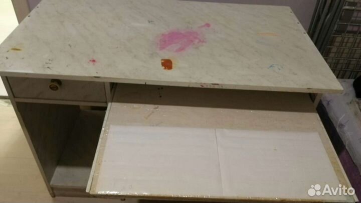 Компьютерный стол