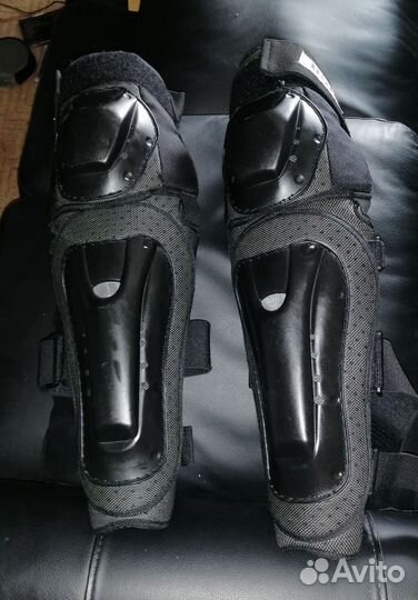 Мото наколенники USD