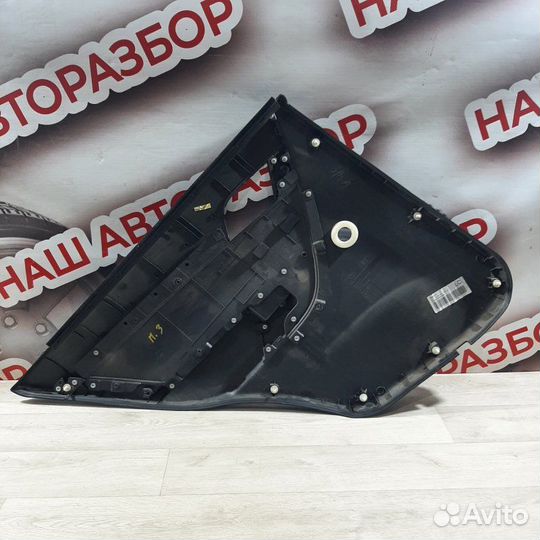 Обшивка боковой двери задняя правая Chevrolet Aveo