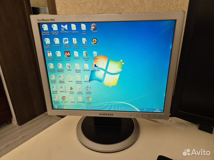 Мониторы Samsung Sync Master 540N