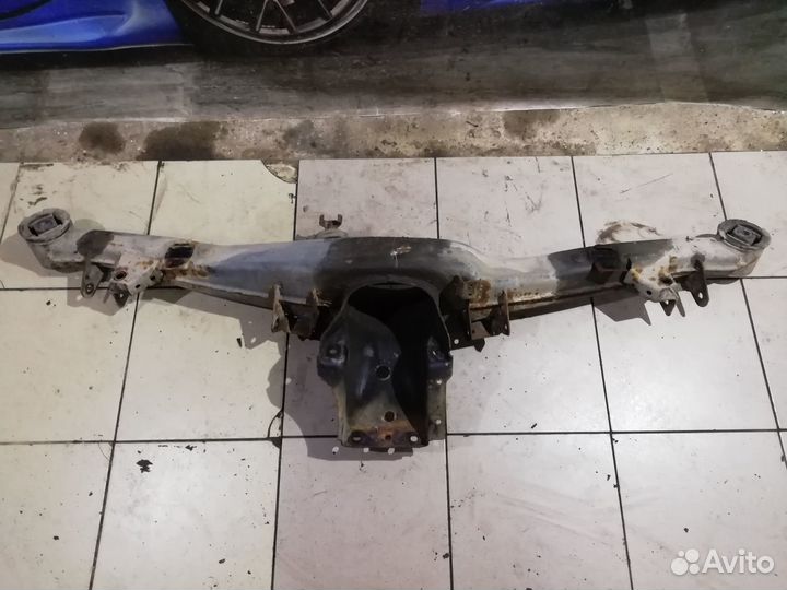 Балка заднего моста BMW 5 E34