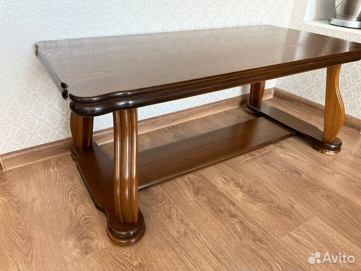 Журнальный стол