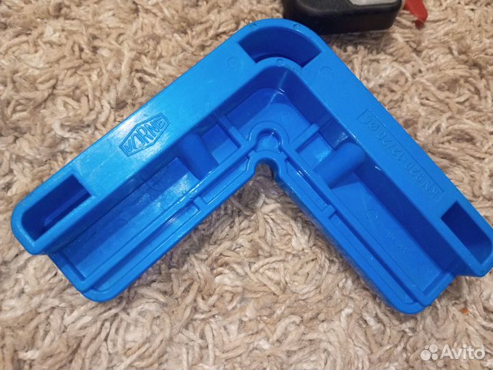 Кондуктор для оконной фурнитуры