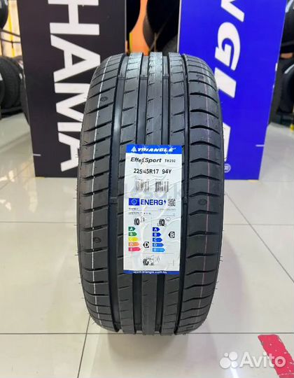 Triangle EffeXSport TH202 265/45 R20