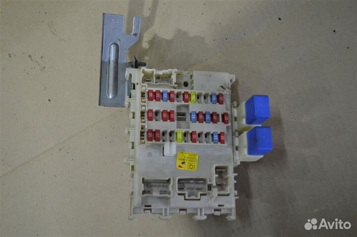 Блок предохранителей Nissan Sunny fb15 1998-2005