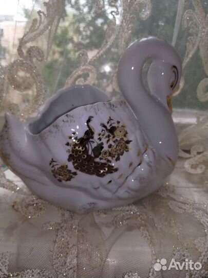Лебедь ваза почти новая