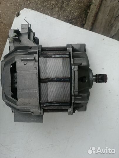 Двигататель стиральной машины