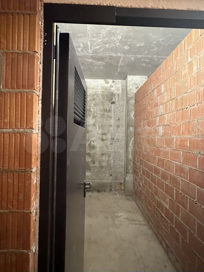 Машиноместо, 10 м²