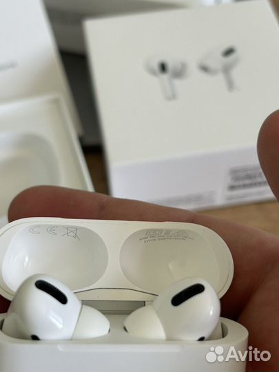 AirPods Pro original (4 штуки в налчии)